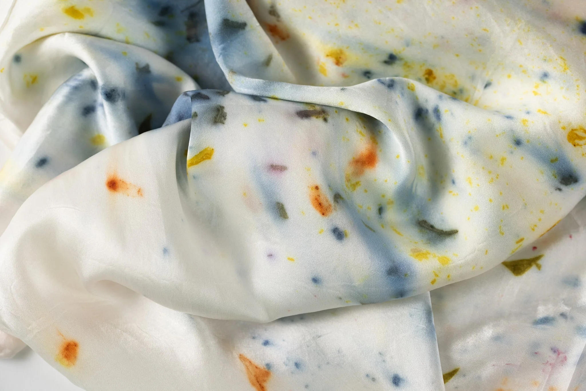 Abstract Botanically Dyed Silk Pillowcase - Image 11