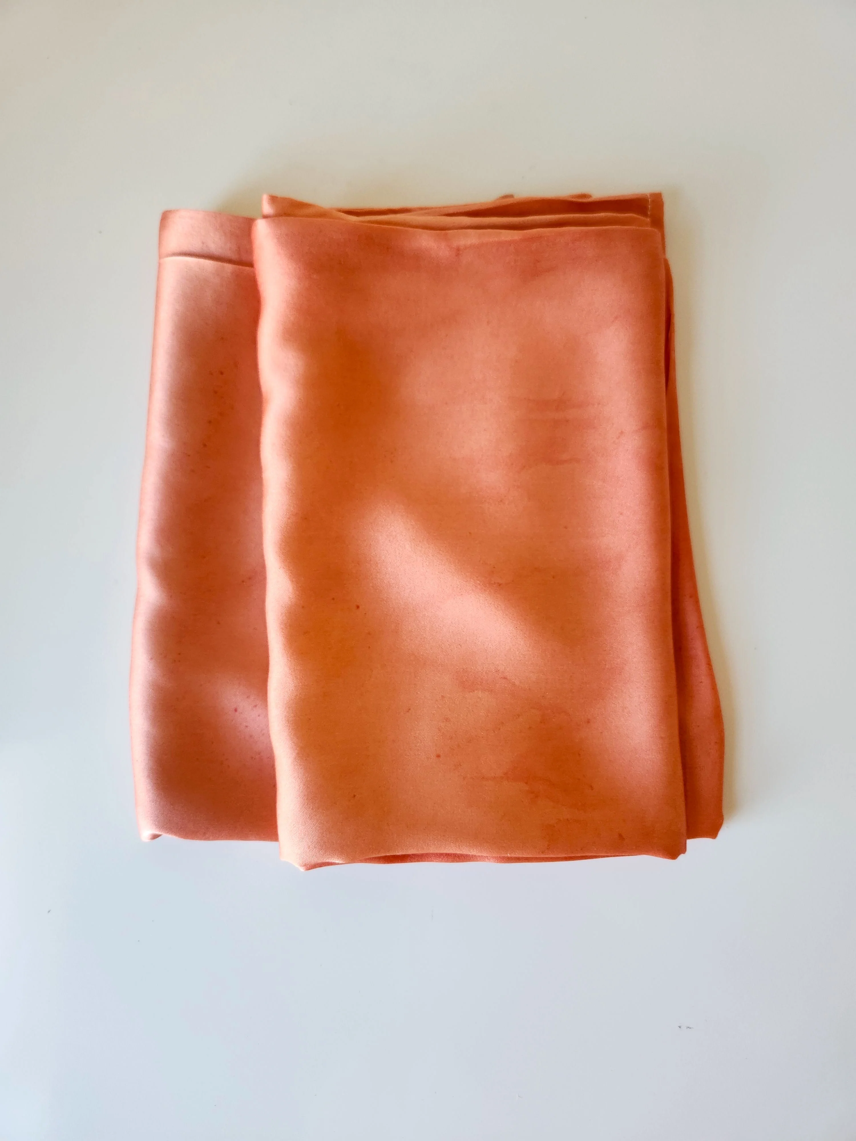 Solid Botanically Dyed Silk Pillowcase - Image 8